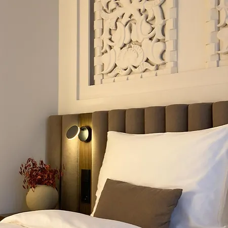 Hotel Damas